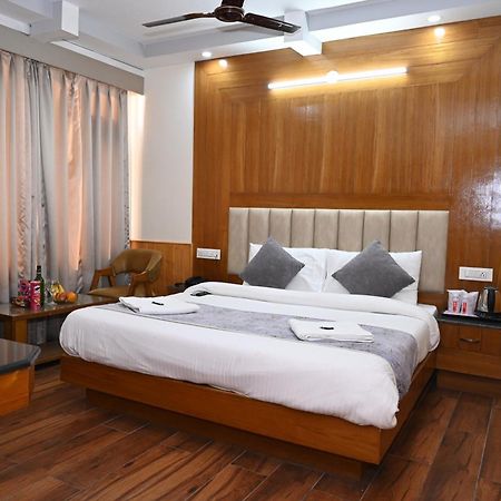 Hotel Lee Green Manāli Zewnętrze zdjęcie