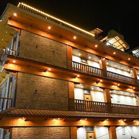 Hotel Lee Green Manāli Zewnętrze zdjęcie